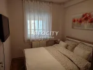 Izdavanje, trosoban stan, 81m², Centar, Novi Sad - image 8