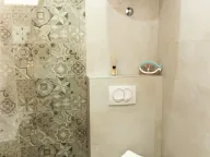 Izdavanje, jednosoban stan, 60m², Radanovići, Kotor - image 14