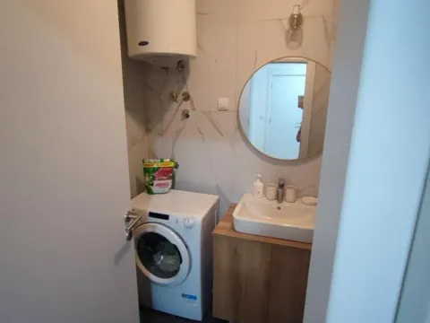 Izdavanje, trosoban stan, 68m², Višnjička Banja, Palilula Sve Podlokacije - image 10