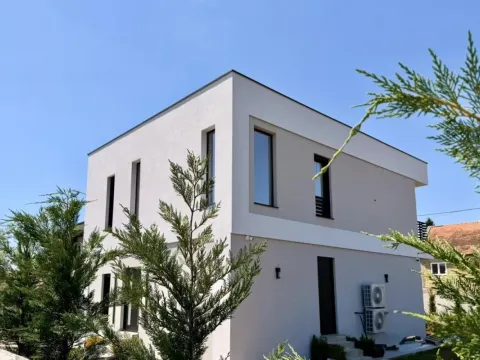 Prodaja, kuća, 225m², Gorice, Bijelo Polje - image 2