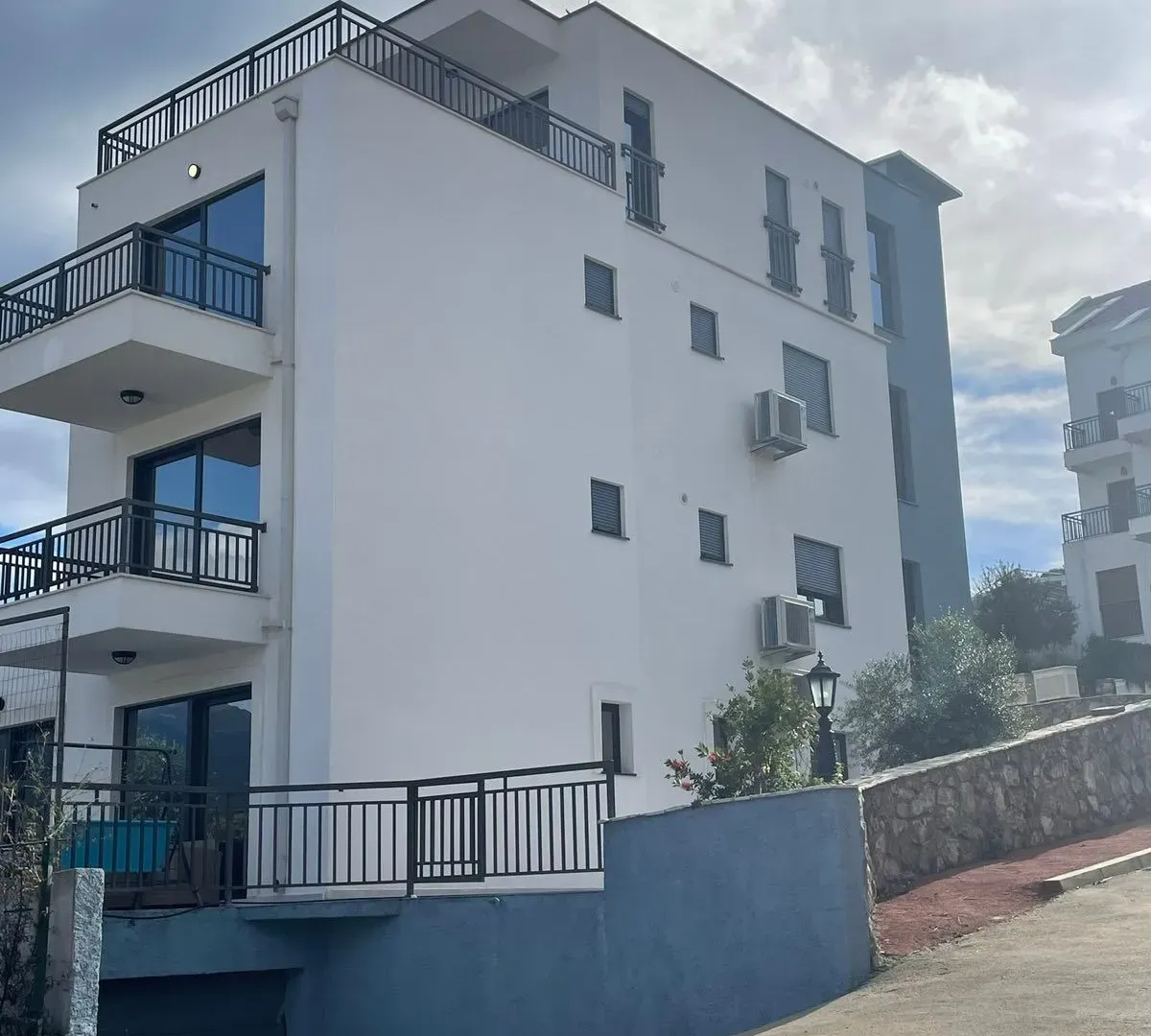 Prodaja, jednosoban stan, 47m², Đuraševići, Tivat