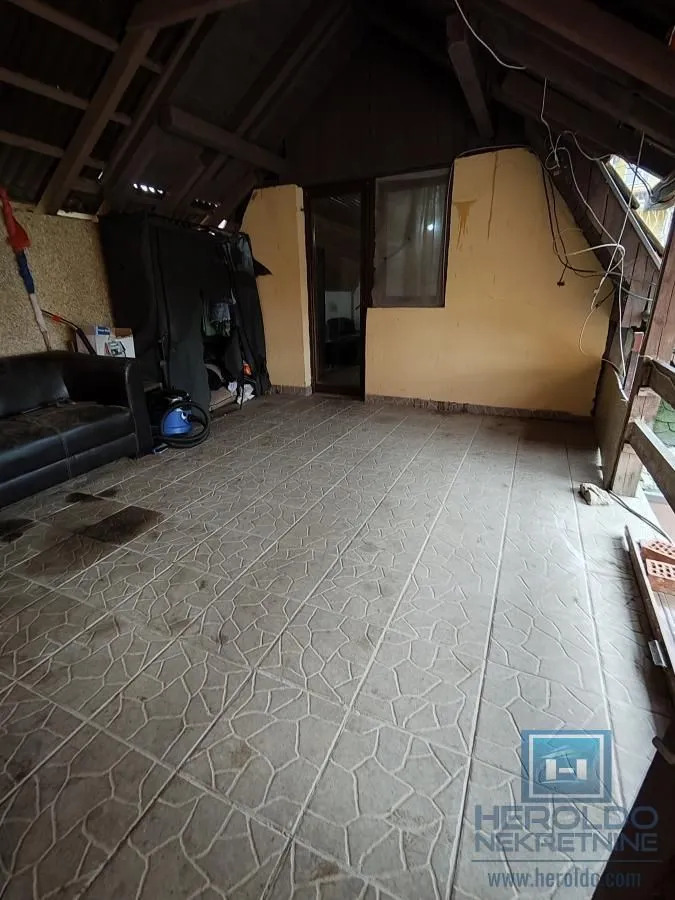 Prodaja, kuća, 192m², Đurđevo brdo, Jagodina