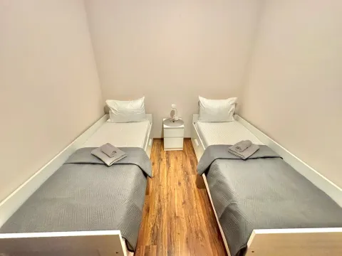 Rent, two bedroom apartment, 75m², Centar, Budva - image 7