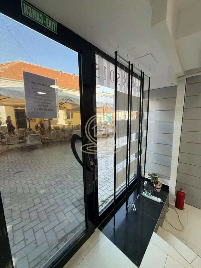 Rent, office space, 30m², Centar, Kragujevac