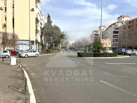 Rent, office space, 117m², Gintaš, Podgorica - image 2