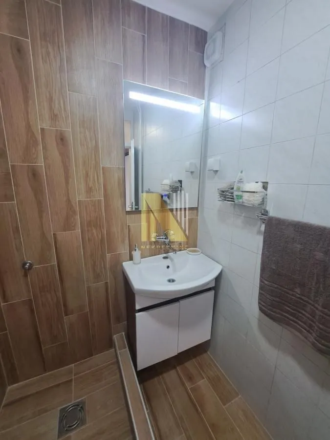 Prodaja, garsonjera, 16m², Banatić, Novi Sad Sve Podlokacije