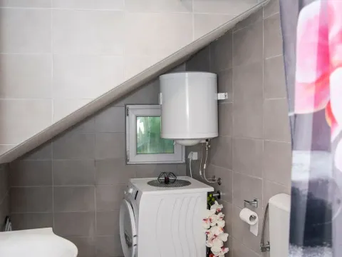 Prodaja, kuća, 194m², Herceg Novi, Crna Gora - image 20