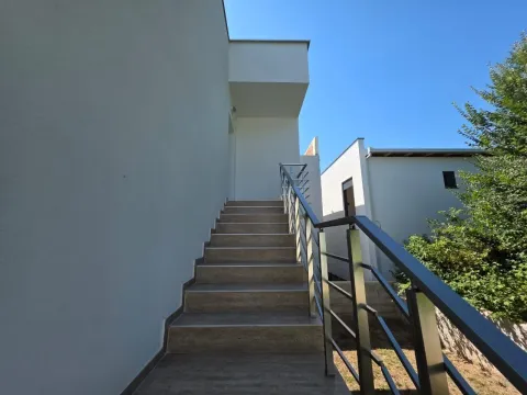 Sale, house, 201m², Ulcinj, Crna Gora - image 21