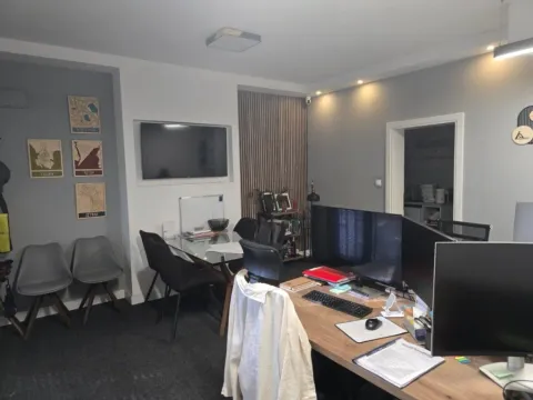 Izdavanje, poslovni prostor, 34m², Ljubović, Podgorica - image 4