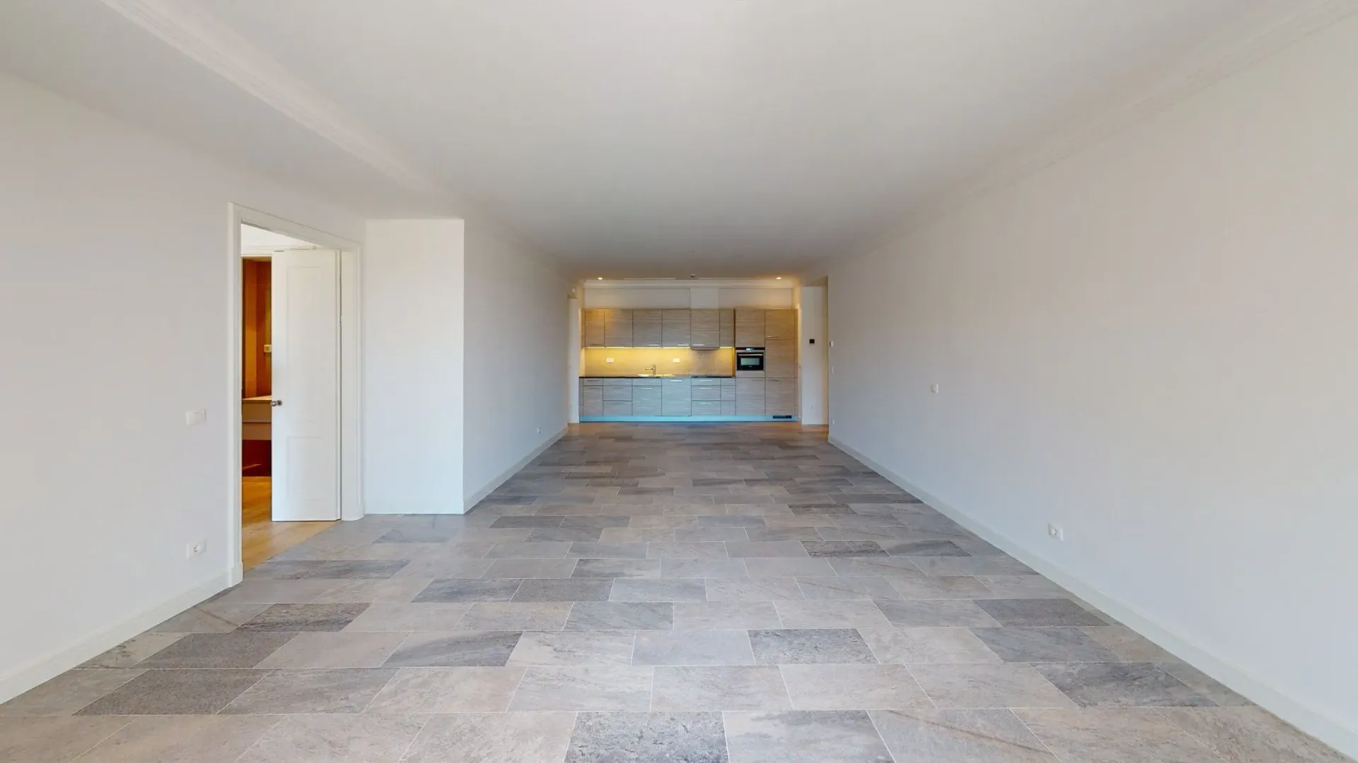 Sale, two bedroom apartment, 124m², Kotor, Crna Gora