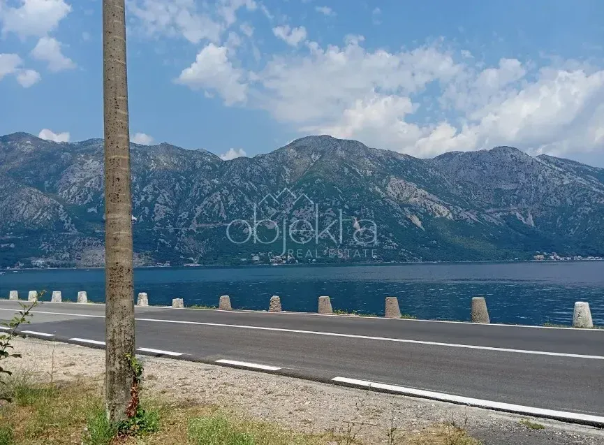 View of the sea and mountains from the location.
