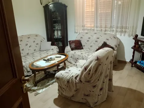 Prodaja, kuća, 180m², Podgorica, Crna Gora - image 7