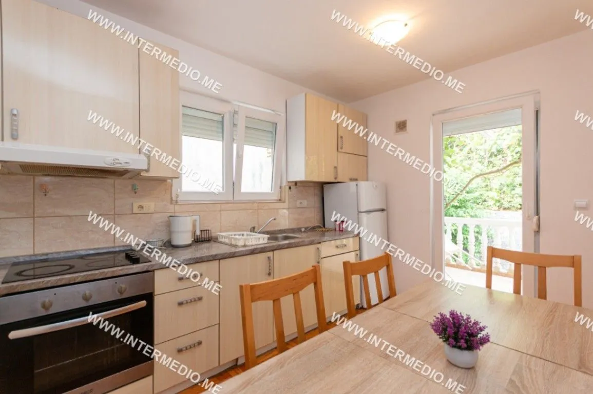 Prodaja, kuća, 141m², Savina, Herceg Novi