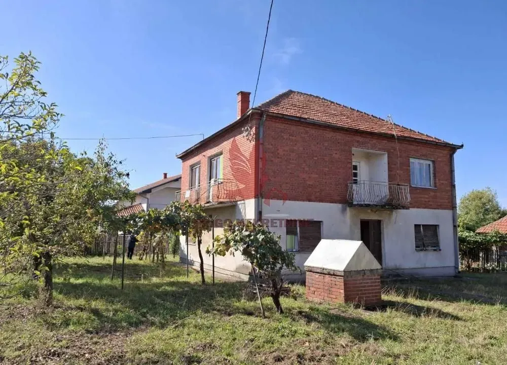 Prodaja, kuća, 172m², Centar, Topola