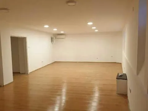 Izdavanje, kuća, 300m², Neimar, Vračar Sve Podlokacije - image 9