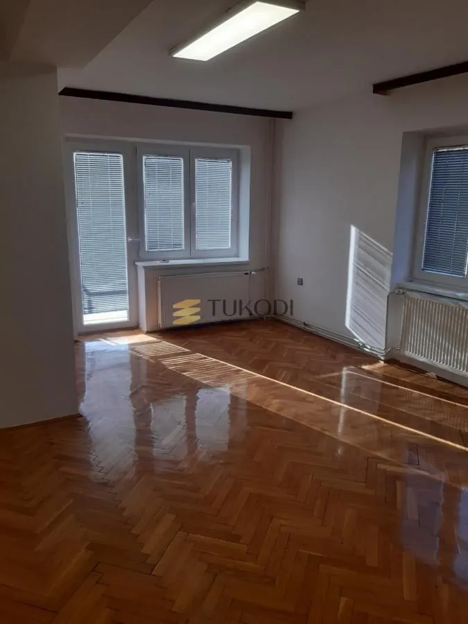 Rent, office space, 303m², Telep, Novi Sad Sve Podlokacije