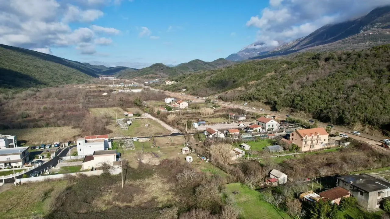 Sale, land lot, 2000m², Lastva Grbaljska, Kotor