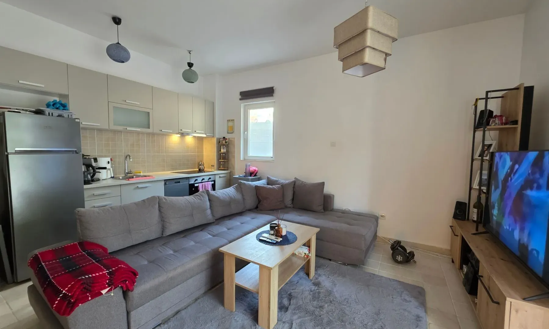 Rent, one bedroom apartment, 47m², Bečići, Budva