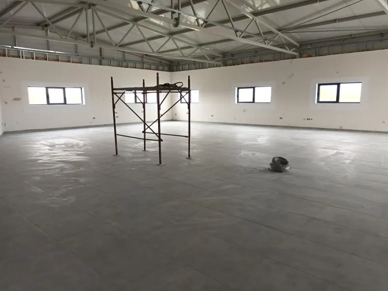Rent, office space, 650m², Zemun Ugrinovci, Zemun Sve Podlokacije