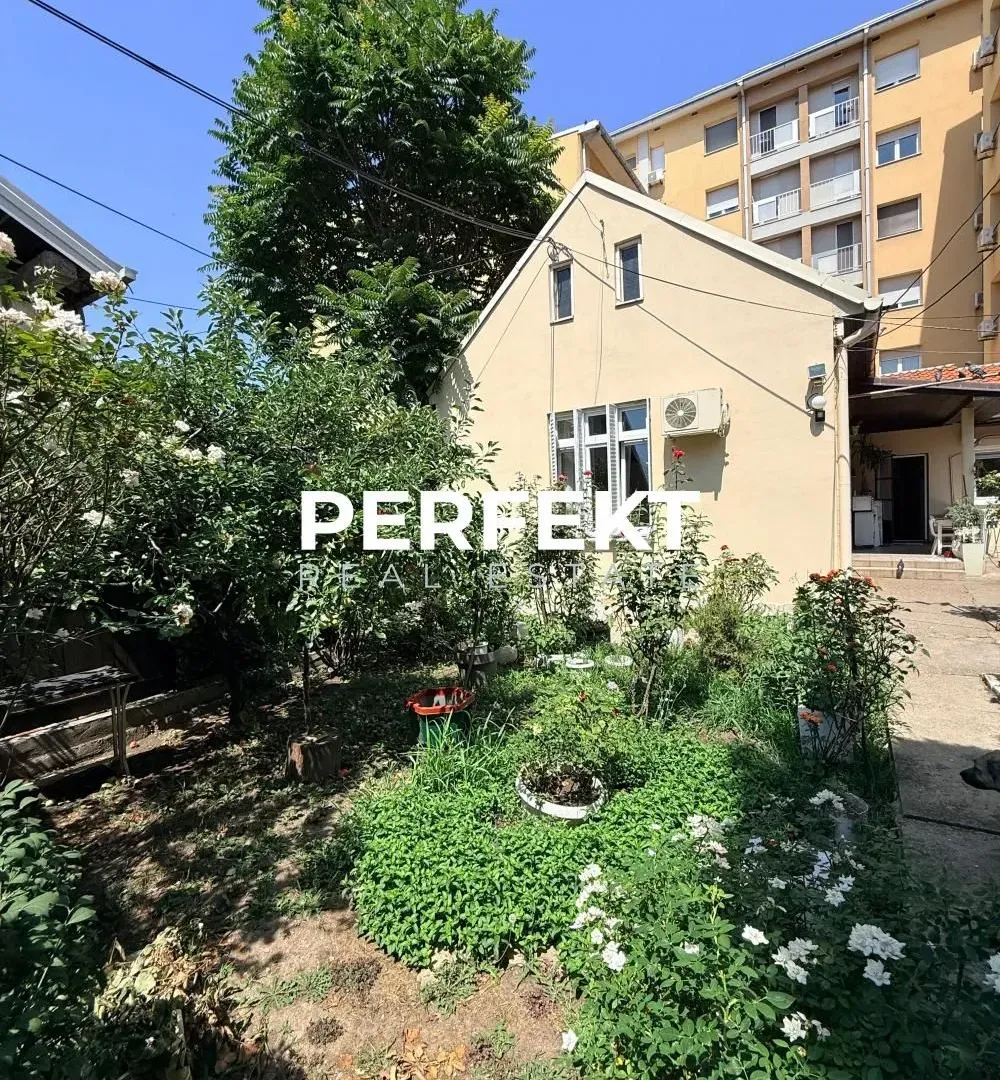 Prodaja, kuća, 94m², Palilula Sve Podlokacije, Beograd