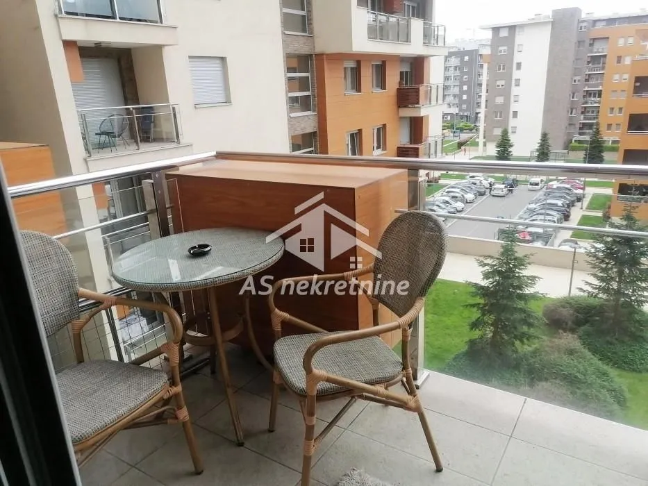 Izdavanje, dvosoban stan, 55m², Novi Beograd Blok 67, Novi Beograd Sve Podlokacije