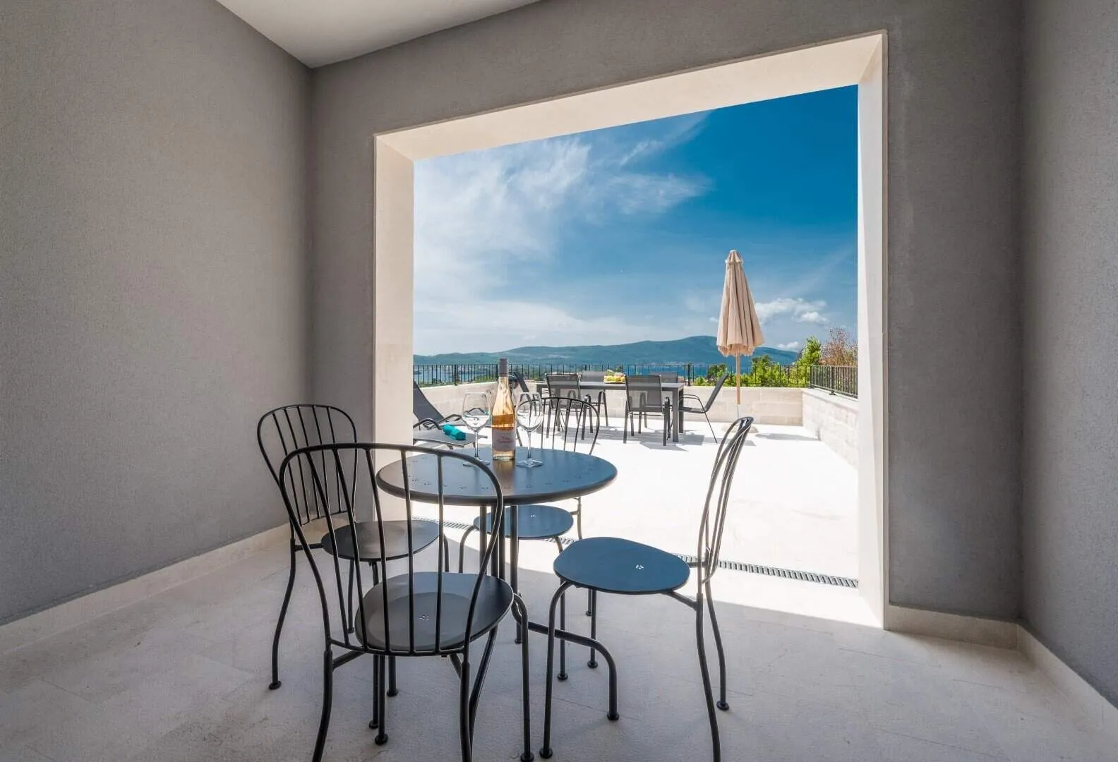 Prodaja, kuća, 250m², Mrčevac, Tivat