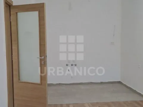 Sale, one bedroom apartment, 48m², Cetinje, Crna Gora - image 2