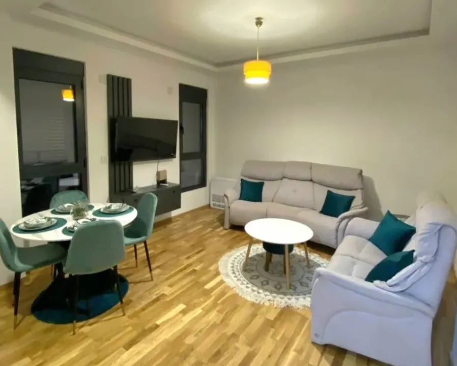 Izdavanje, jednosoban stan, 40m², Šušanj, Bar