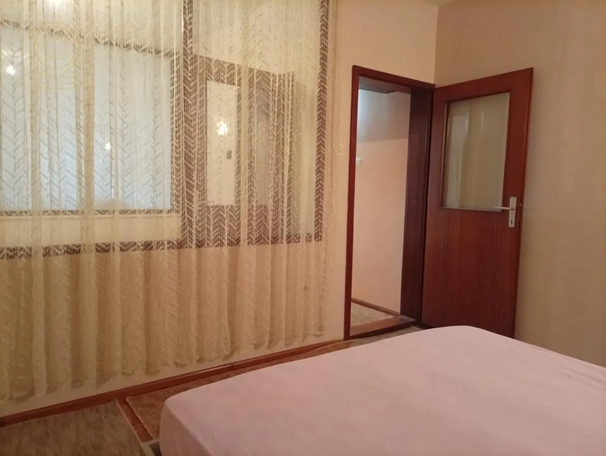 Prodaja, dvosoban stan, 57m², Adamovićevo Naselje, Novi Sad Sve Podlokacije