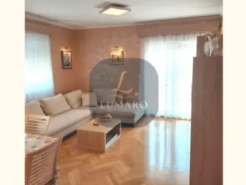 Izdavanje, dvosoban stan, 88m², City Kvart, Podgorica