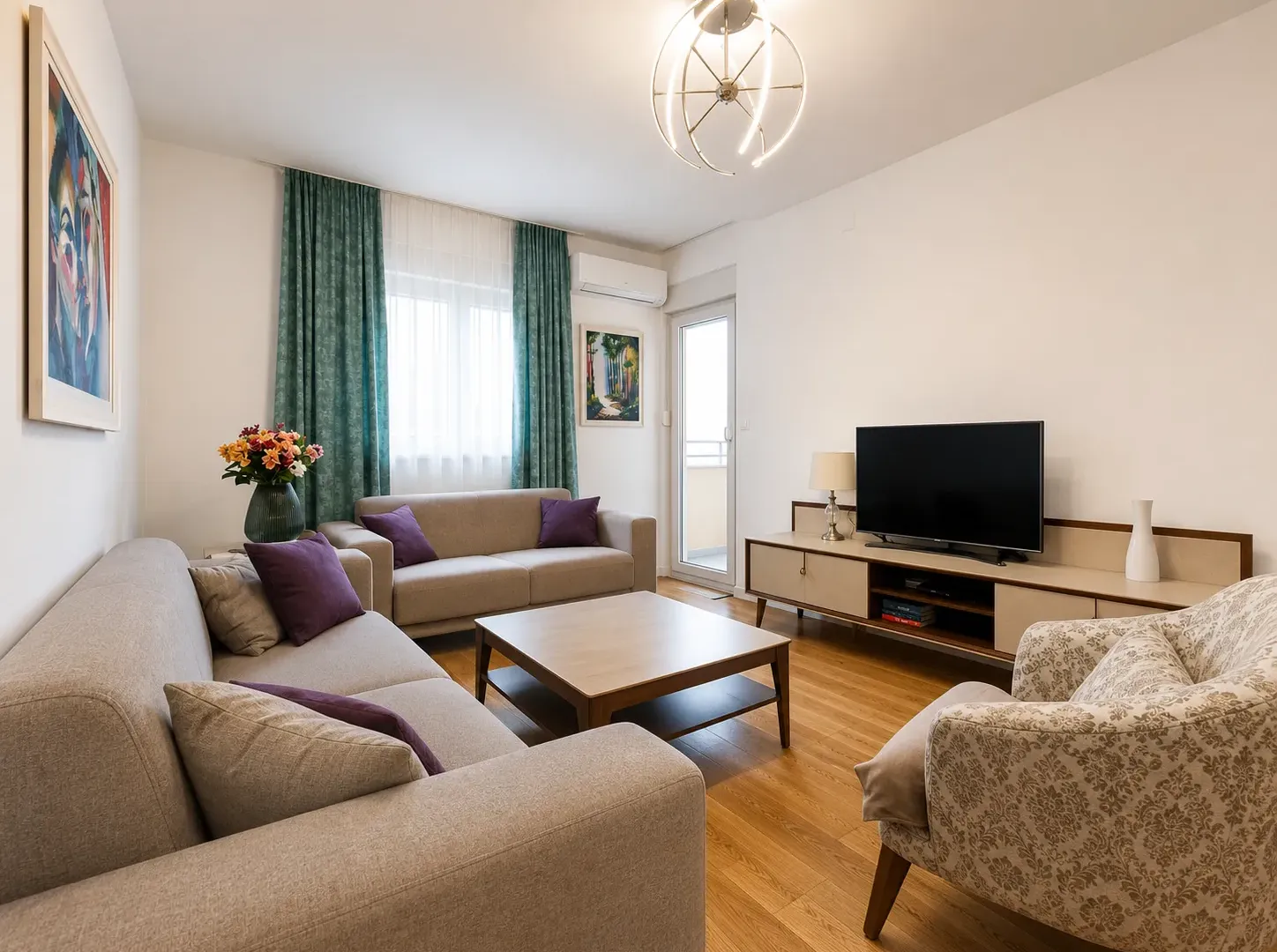 Izdavanje, dvosoban stan, 70m², Central Point, Podgorica