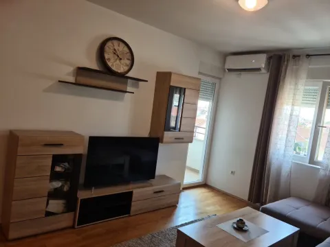 Prodaja, dvosoban stan, 69m², Stari Aerodrom, Podgorica - image 7