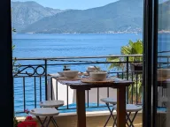 Prodaja, trosoban stan, 120m², Krašići, Tivat