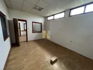 Izdavanje, poslovni prostor, 1200m², Čenej, Novi Sad Sve Podlokacije - image 8