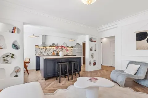 Prodaja, dvosoban stan, 77m², Centar, Tivat - image 2