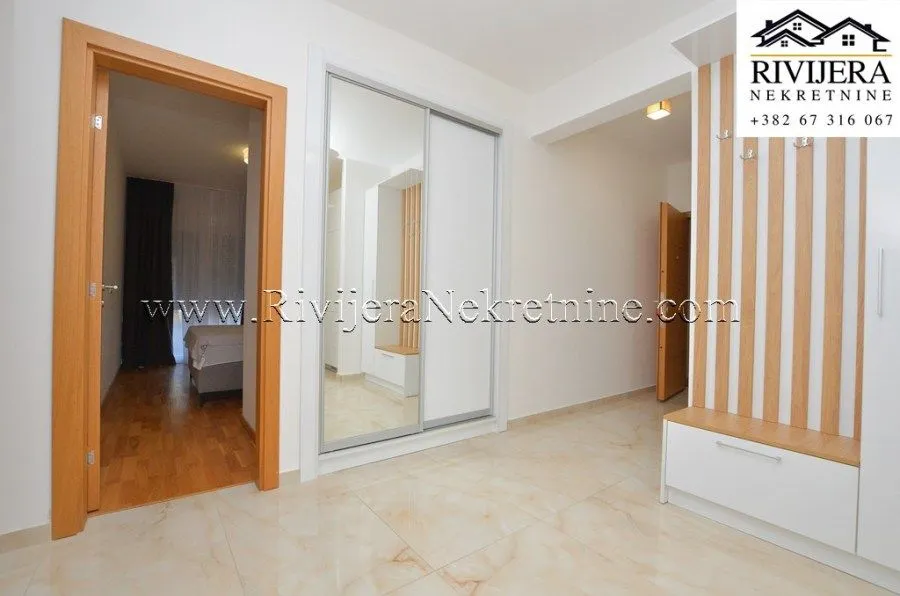 Prodaja, dvosoban stan, 87m², Đenovići, Herceg Novi