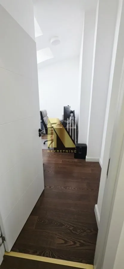 Prodaja, trosoban stan, 88m², Telep, Novi Sad Sve Podlokacije