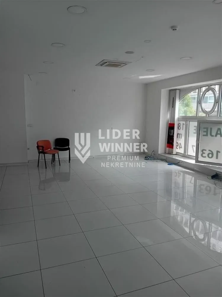 Prodaja, poslovni prostor, 179m², Stari Grad, Beograd