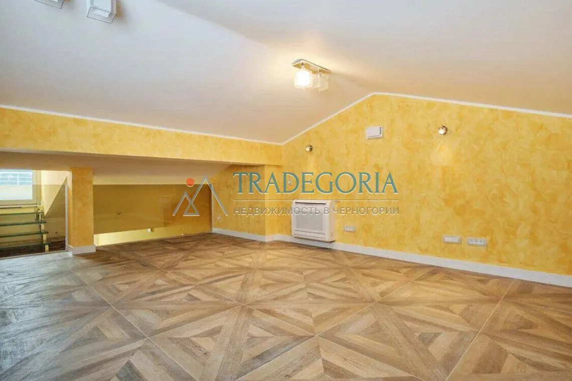 Prodaja, trosoban stan, 350m², Rafailovići, Budva