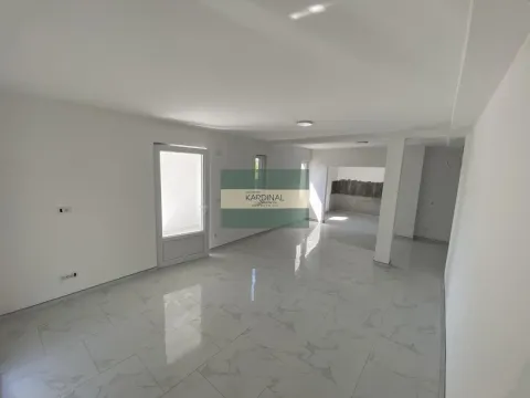 Sale, house, 140m², Crvene livade, Jagodina