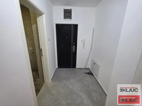 Prodaja, dvosoban stan, 40m², Detelinara, Novi Sad Sve Podlokacije - image 4