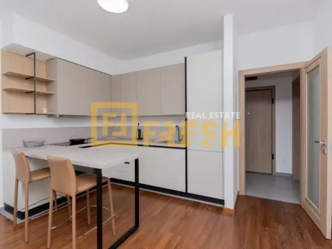 Izdavanje, trosoban stan, 90m², Master Kvart, Podgorica - image 19