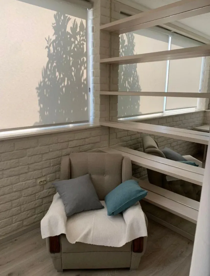 Izdavanje, dvosoban stan, 55m², Mrčevac, Tivat