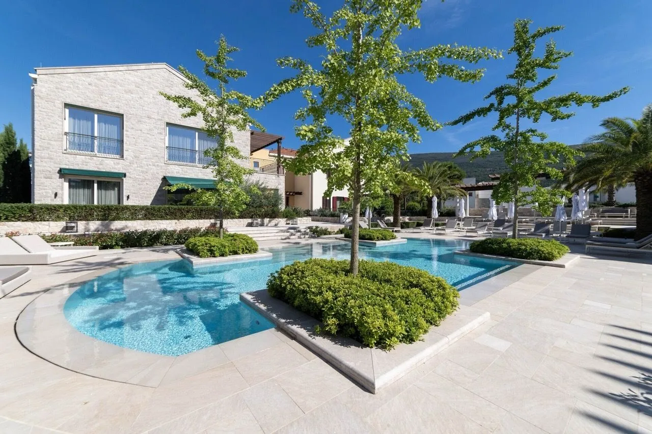 Prodaja, četvorosoban stan, 188m², Kumbor, Herceg Novi