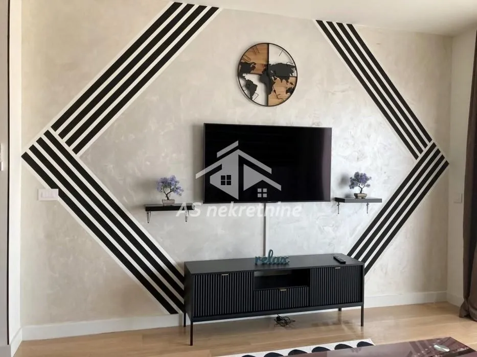 Izdavanje, dvosoban stan, 58m², Savski Venac, Beograd