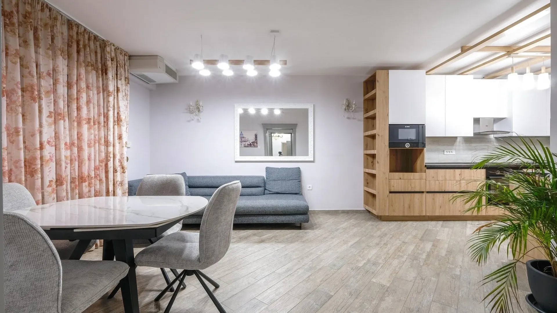 Prodaja, kuća, 198m², Dumidran, Tivat