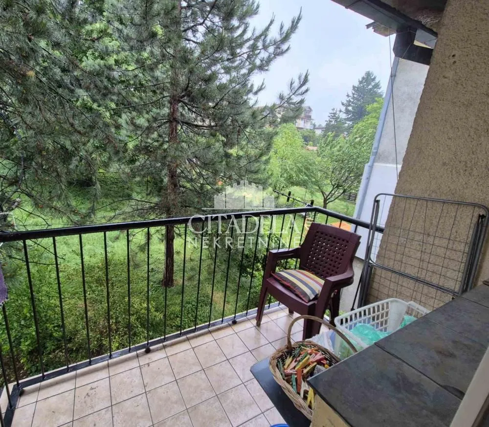 Izdavanje, dvosoban stan, 56m², Čukarica, Beograd