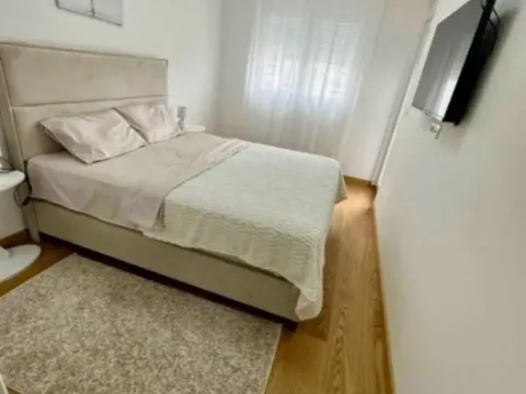 Izdavanje, dvosoban stan, 71m², New City, Podgorica - image 6