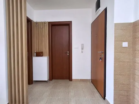 Izdavanje, stan, 40m², Krivi Most, Podgorica - image 6