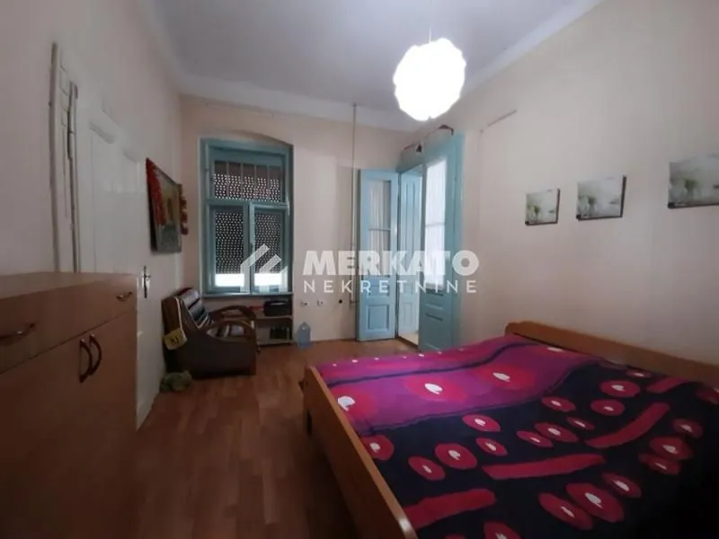 Prodaja, četvorosoban stan, 96m², Centar, Zrenjanin